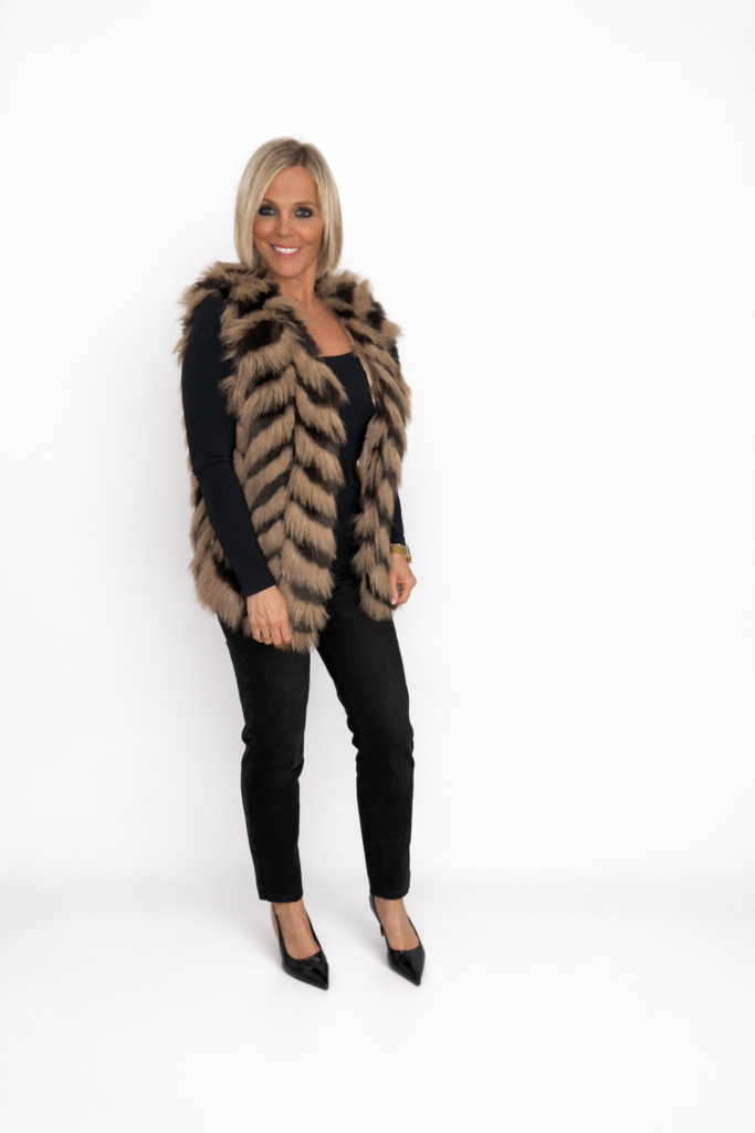 Abrigo pelo sin mangas