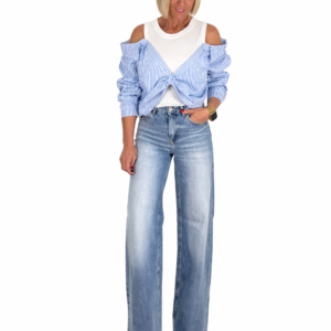 Camisa nudo y hombros descubiertos