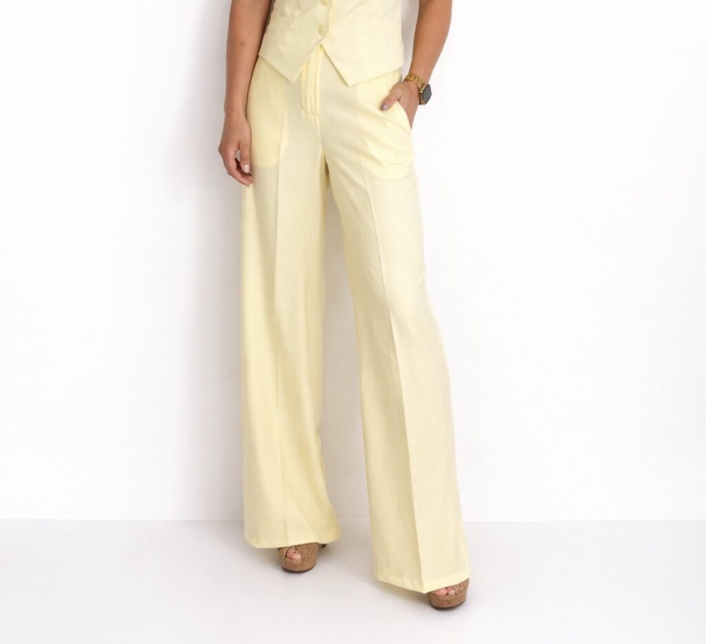 Pantalón vestir amarillo