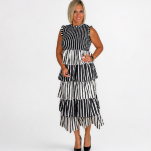 Vestido rayas negra y blanca con volantes