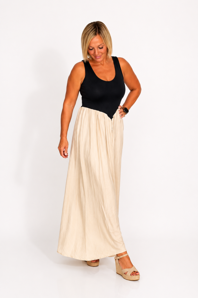 Vestido cuerpo algodón negro falda cruda