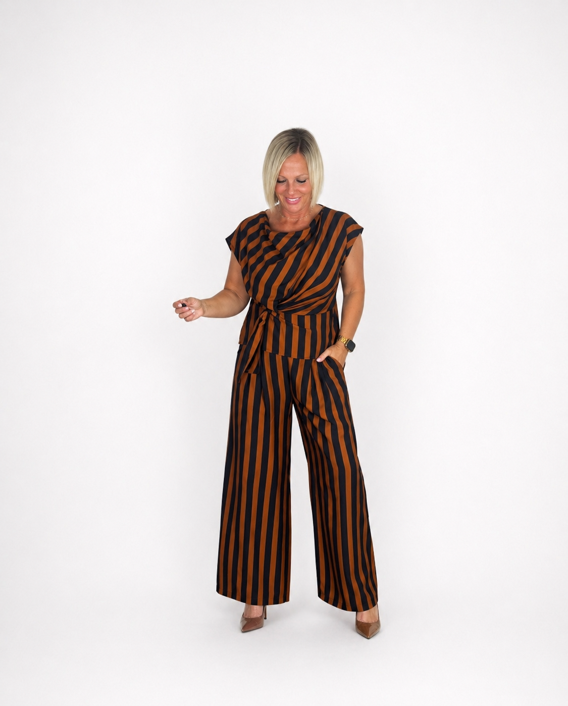 Conjunto camisa y pantalón marrón-negro