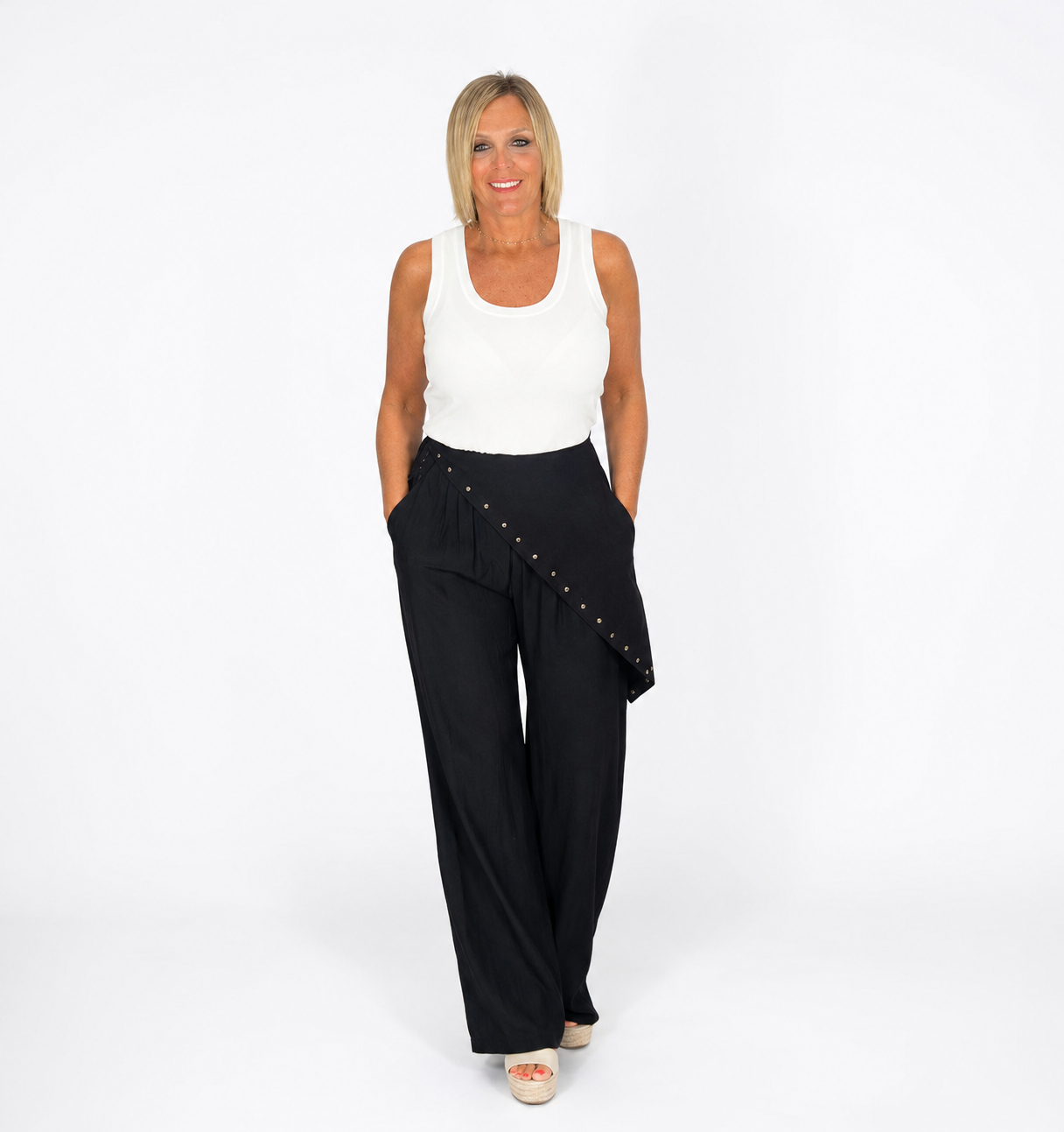 Pantalón negro pañuelo