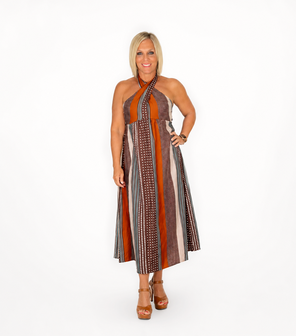 Vestido cruzado en tonos marrones estampado