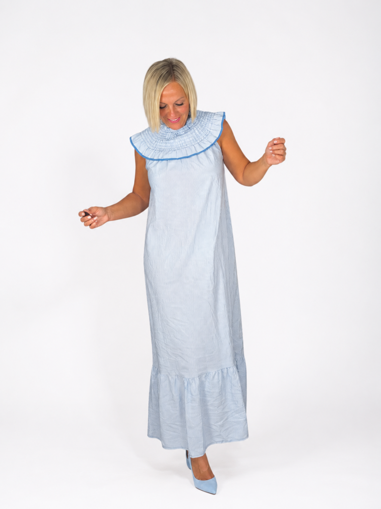 Vestido rayas celeste cuello fruncido