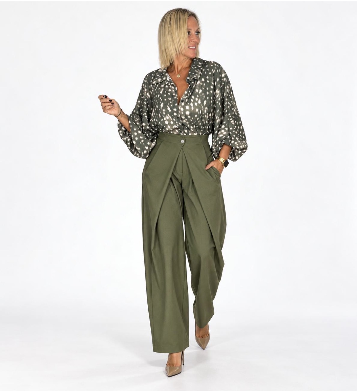 Camisa Estampada Verde Oliva y Blanco